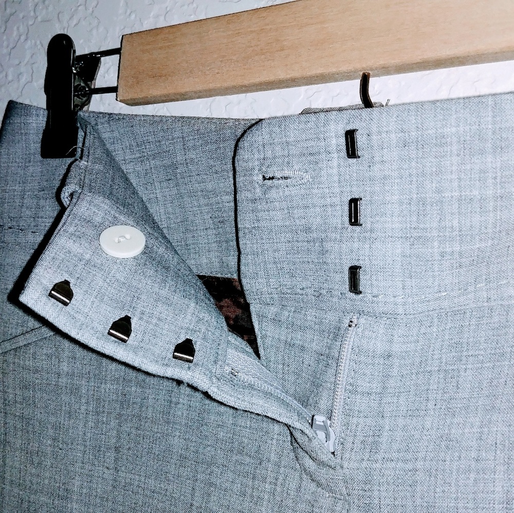 Express Design Studio "Editor" Gray Gauchos Pants - image 4